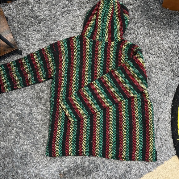 Earth Ragz Rasta Pull over - Picture 3 of 3